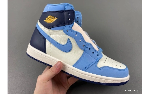 Flight   1 FD2596-400 First in FD2596-400 OG High Jordan 1108